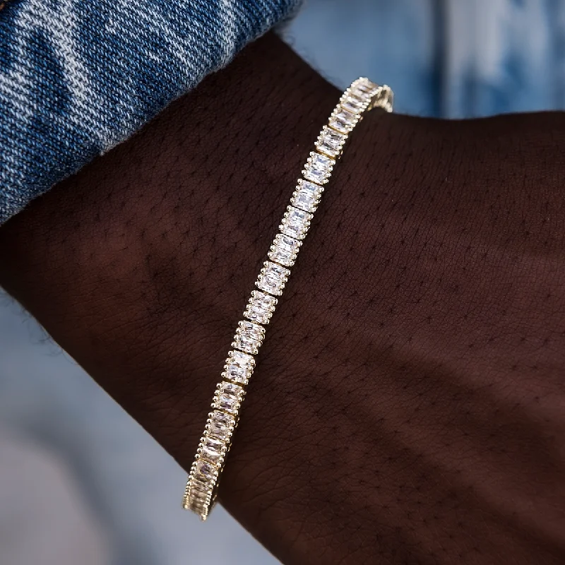 Diamond Baguette Tennis Bracelet in Yellow Gold- 3mm